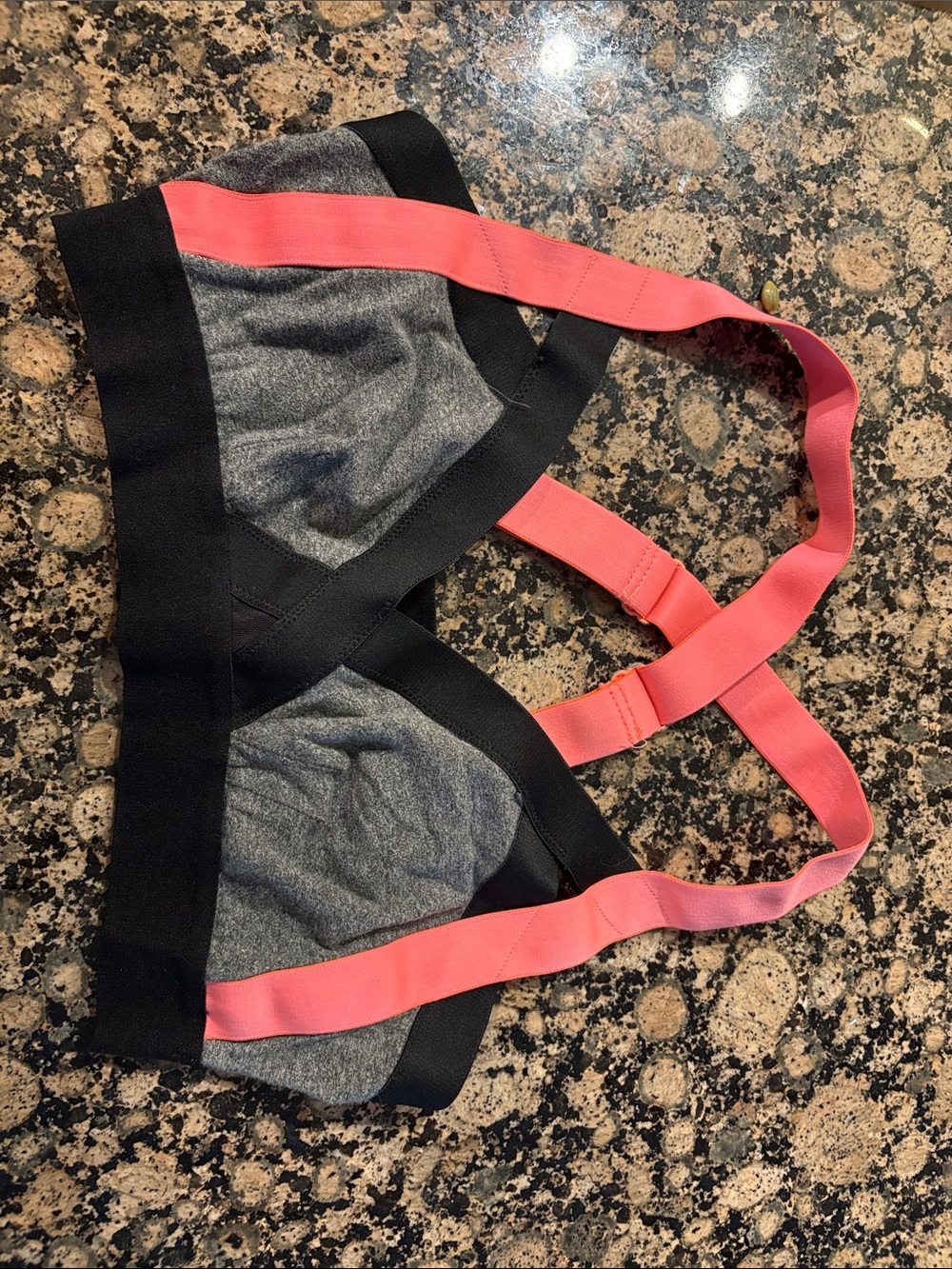 Aritzia Women's Grey and Coral Strappy Bralette